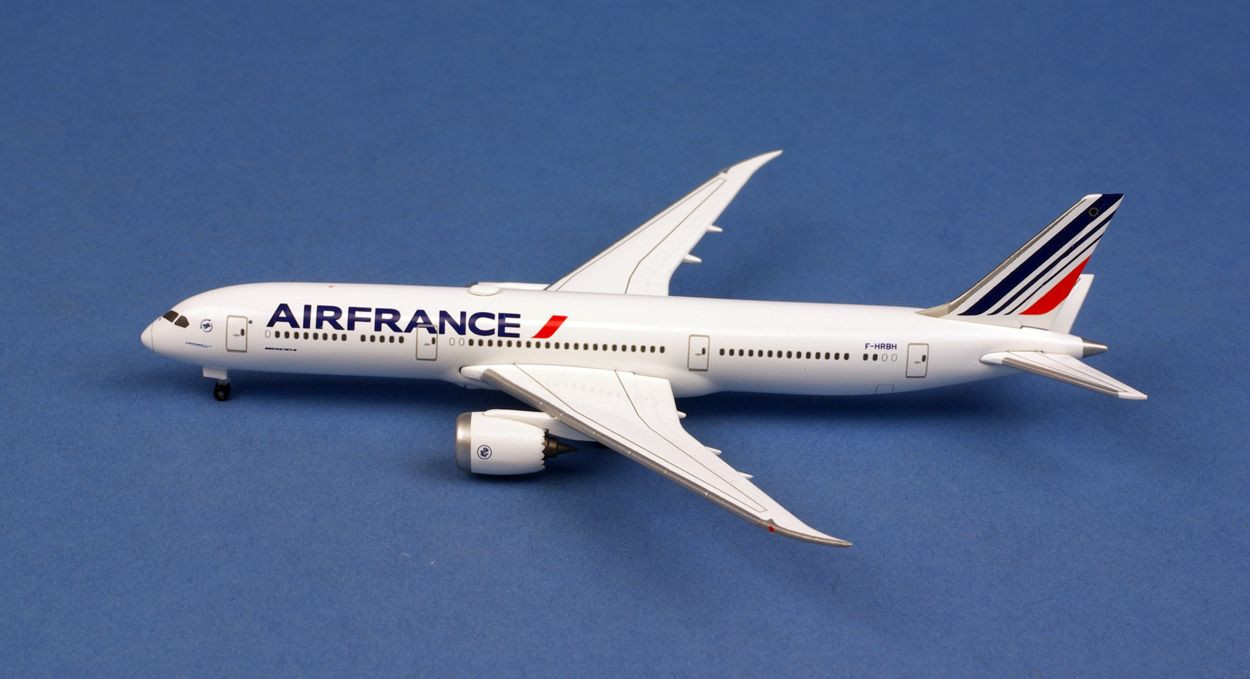 エールフランス B787-9 1:400 ダイキャストモデル