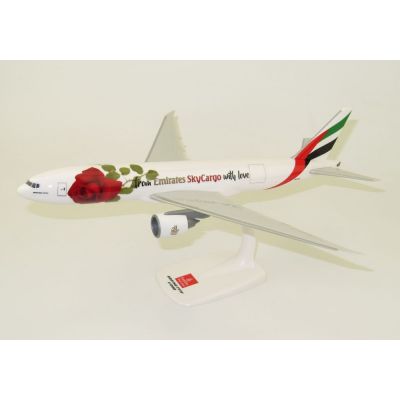 B777-200F Emirates SkyCargo "Valentine Rose" A6-EFL