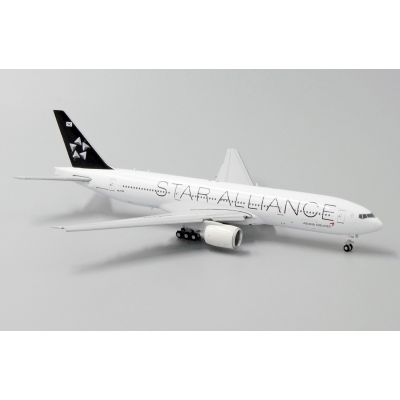 B777-200ER Asiana Airlines "Star Alliance" Flaps Down HL7732