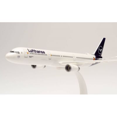 A321-100 Lufthansa "Die Maus" D-AIRY