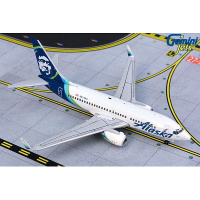 B737-900 Alaska Airlines Airlines N303AS