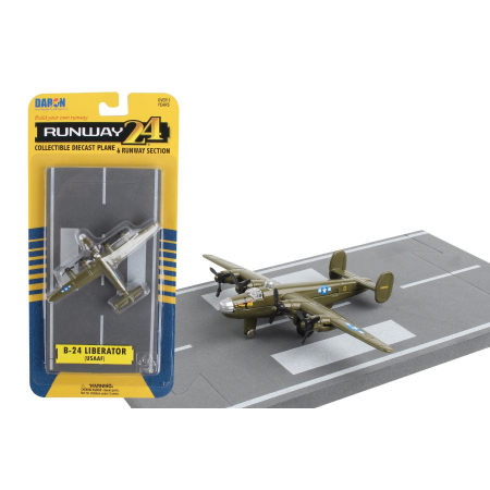 Avión B-24 Liberator Olive Runway24 RW045