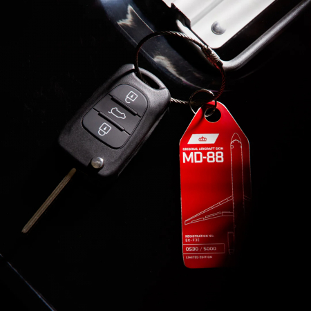 McDonnell Douglas MD-88 Iberia EC-FJE - Dark Red Keychain EC-FJE