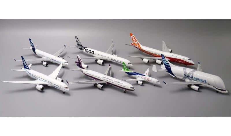 Collectible scale aircraft made of diecast metal from the most prestigious brands on the market